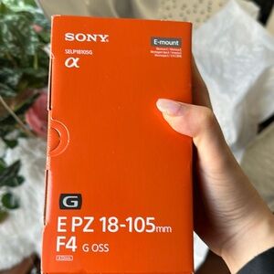 Sony G-Series 18-105mm f/4 Lens (SELP18105G) Brand New